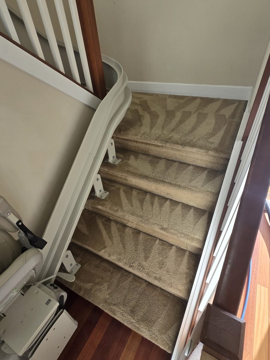 Clean carpeted stairs after professional carpet cleaning