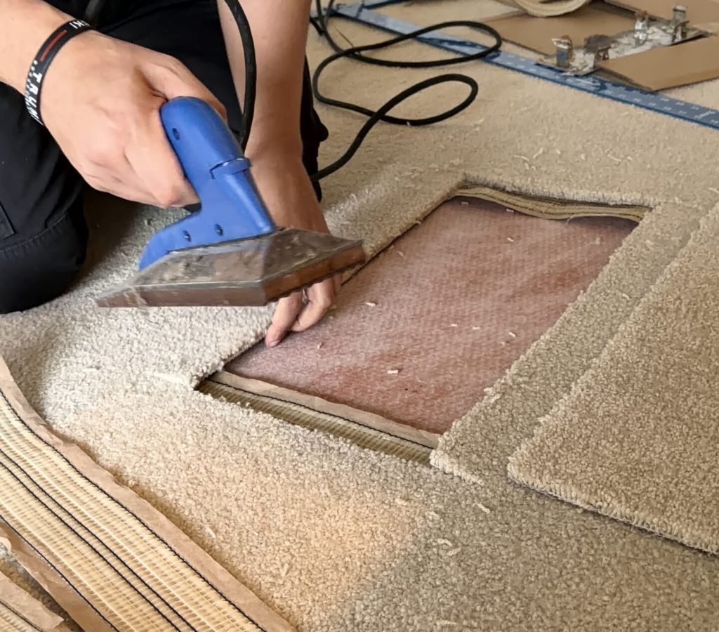 3DE52C19-545C-4943-AECD-15152756A250